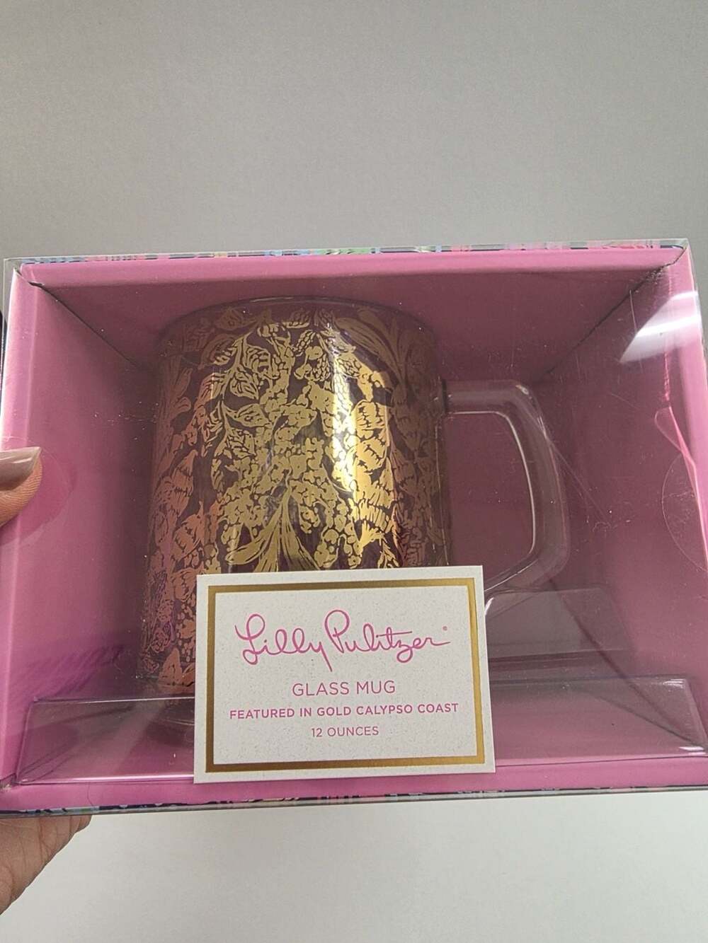 Lilly Pulitzer Glass Mug 12 Ounces Featured in Gold Calypso Coast